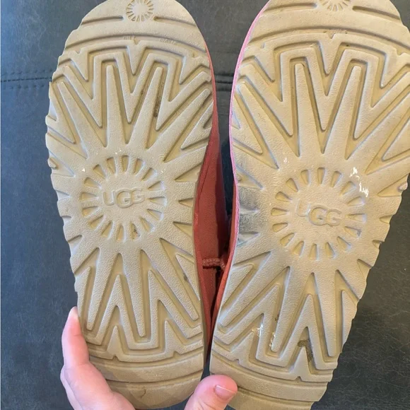 Pink Ultra Mini Uggs - Picture 3 of 6